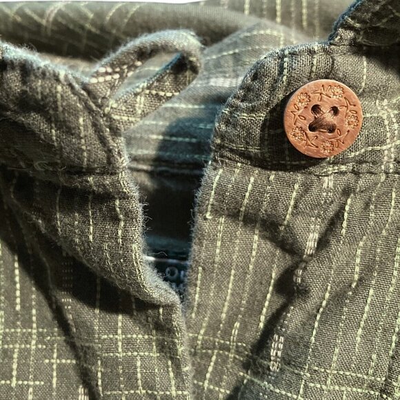 Woolrich Women's Green Pattern Shirt, Size Medium, Cotton, Button Front, Casual - Picture 4 of 10